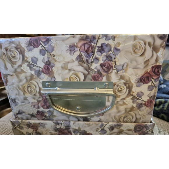 Rose Stationary Steamer Gift Box New Sealed Perfect For Mother's Day Graduation - Picture 9 of 10